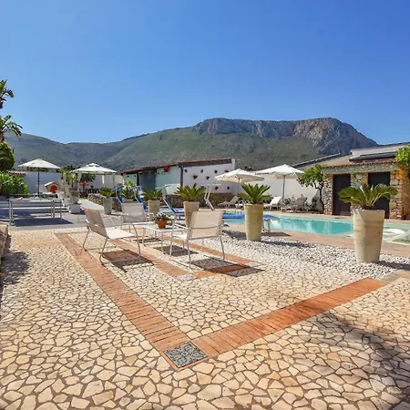 Holiday home Gorgeous In